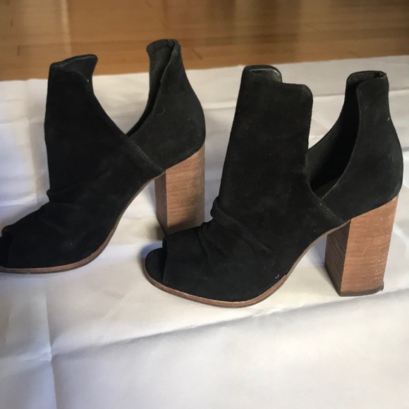 Kristin Cavallari Shoes - Kristin Cavallari Women’s Black Shoes Sz: 5.5